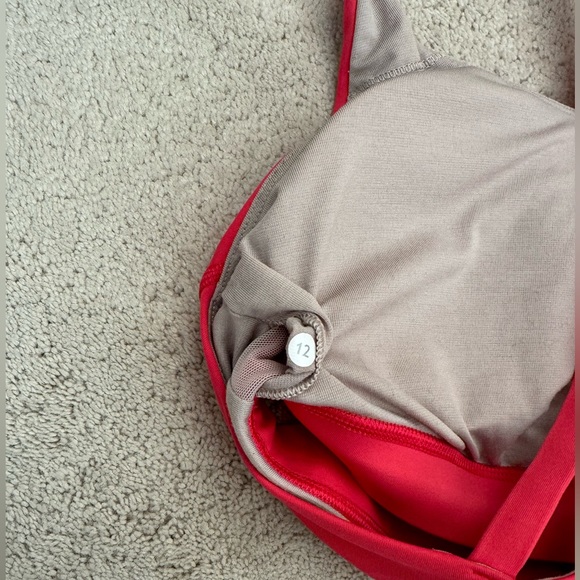 Lululemon Energy Bra - Picture 3 of 5